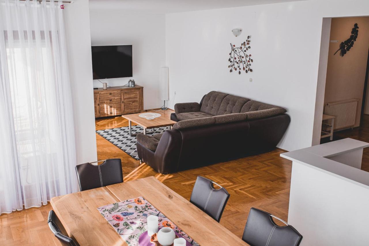 Helles 3 Schlafzimmer Apartment Zwischen Zagreb Zentrum & Natur Extérieur photo