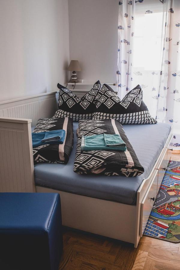 Helles 3 Schlafzimmer Apartment Zwischen Zagreb Zentrum & Natur Extérieur photo